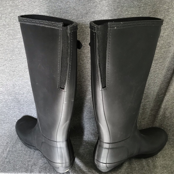 Hunter Classic Black Tall Rain Boots - Picture 3 of 6